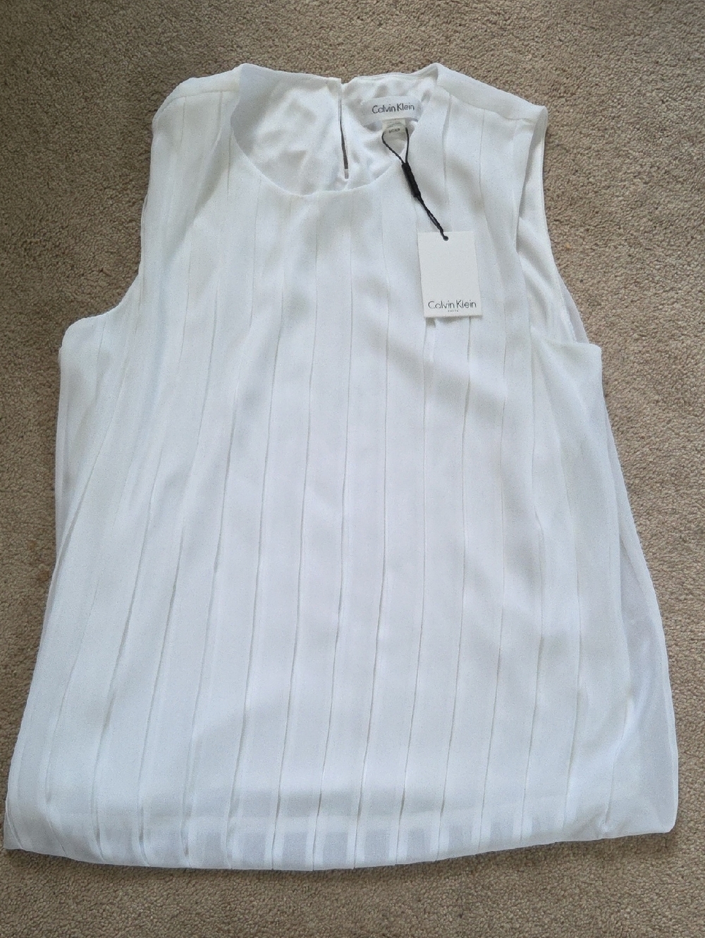 NWT Calvin Klein Women’s White Sleeveless Pleated Shell Top
